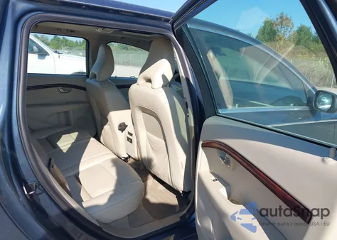 2009 Volvo V70 3.2 from USA, damaged, VIN YV1BW982791100809